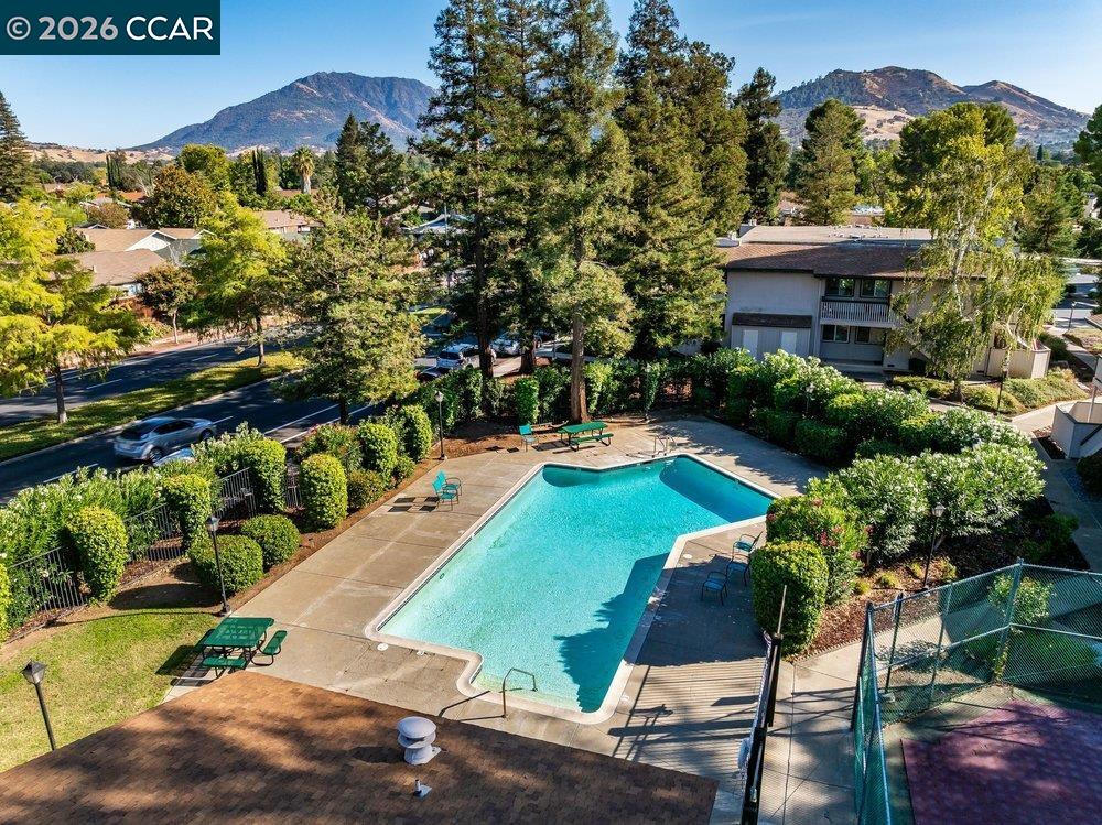 5450 Concord Blvd Unit: H2