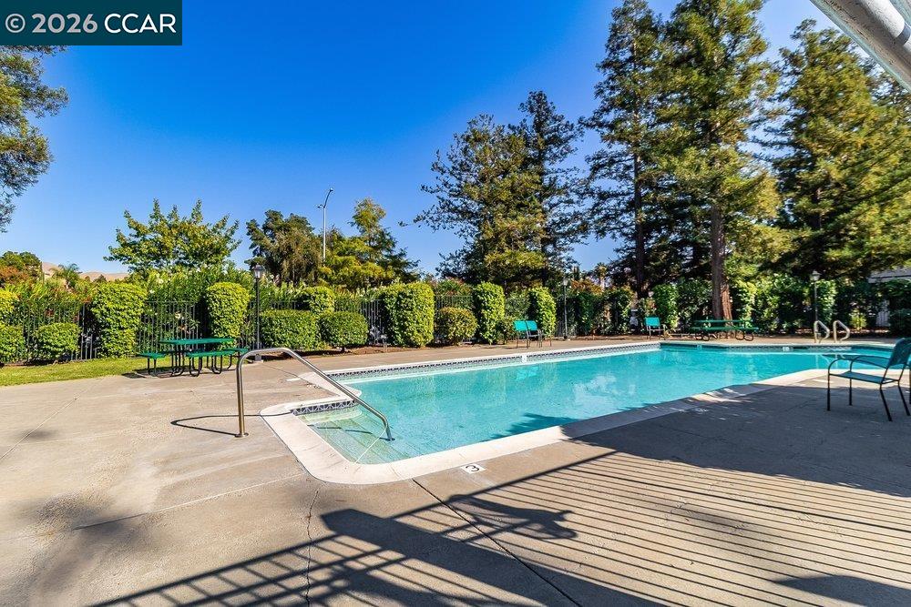 5450 Concord Blvd Unit: H2