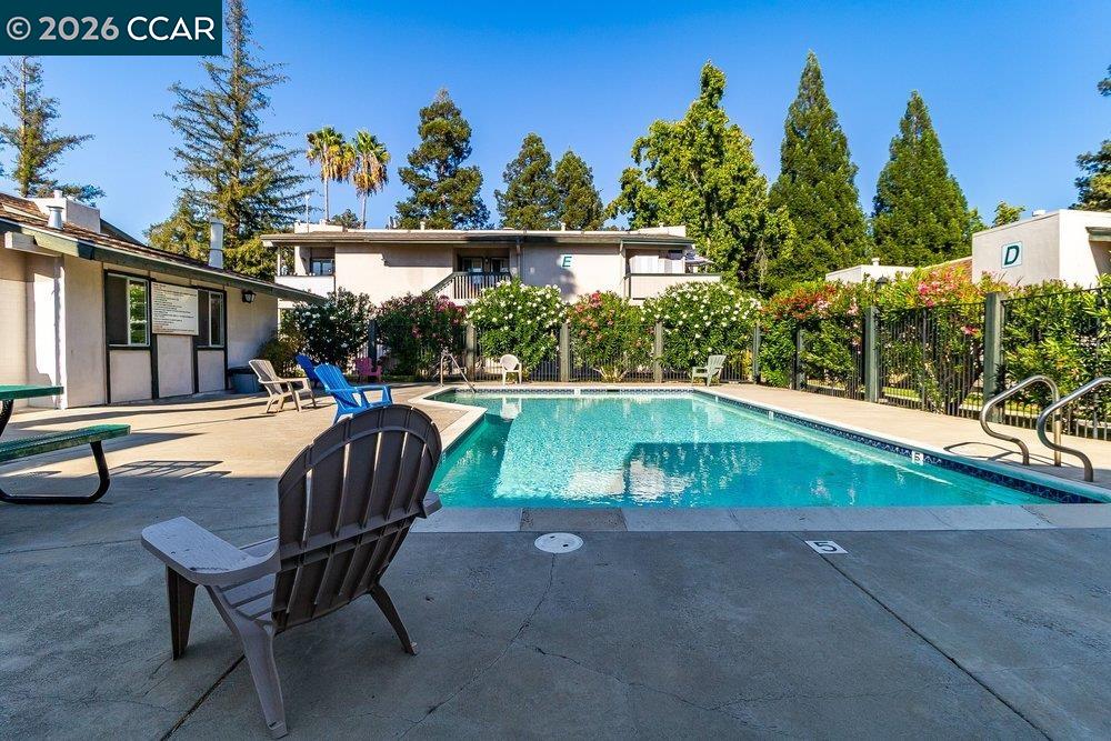 5450 Concord Blvd Unit: H2
