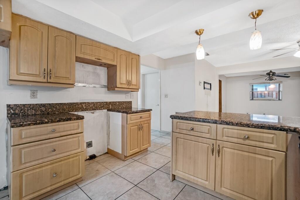 8270 NW 66th Terrace