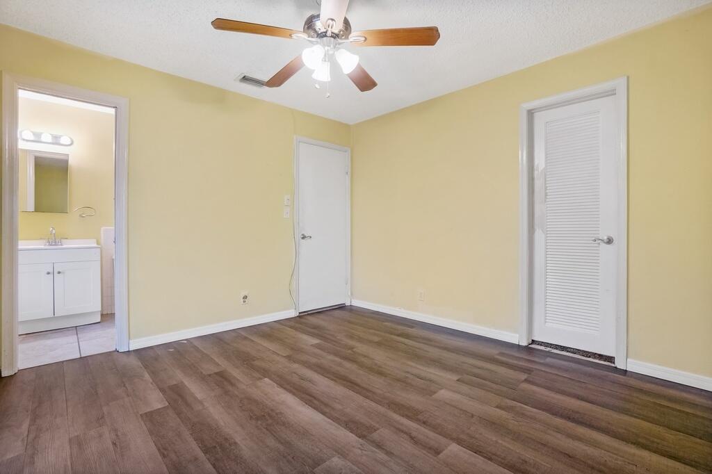 8270 NW 66th Terrace