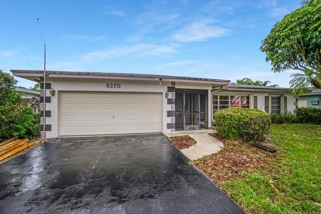 8270 NW 66th Terrace