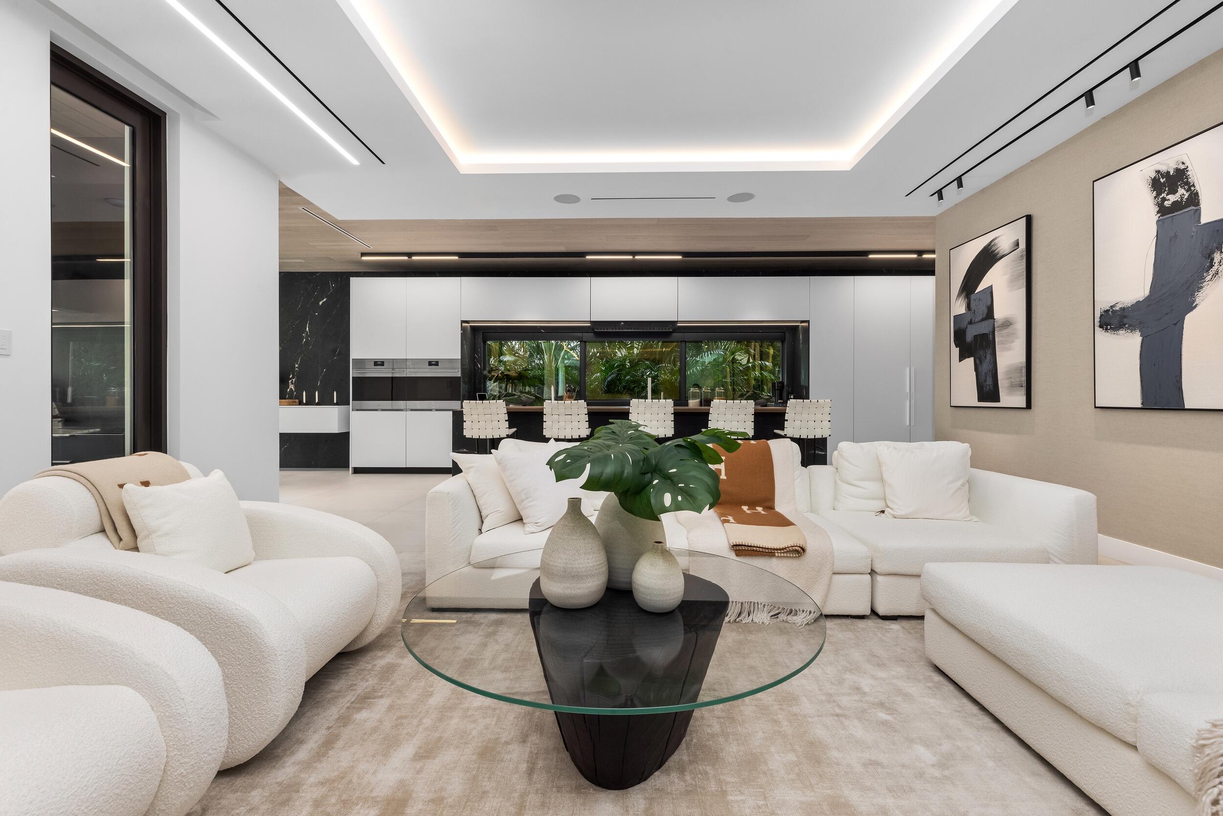 41 NURMI Drive