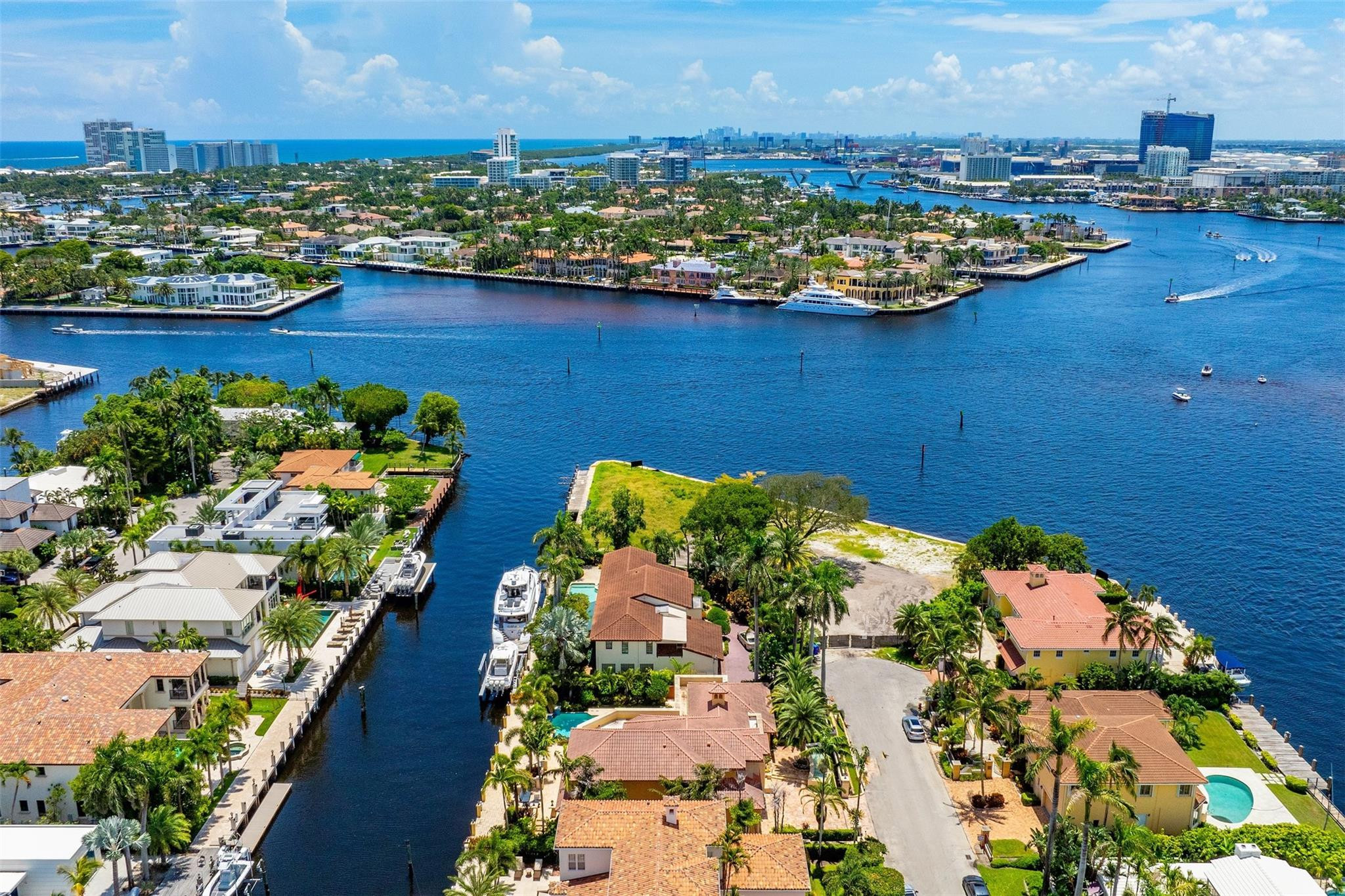 700 Royal Plaza Drive