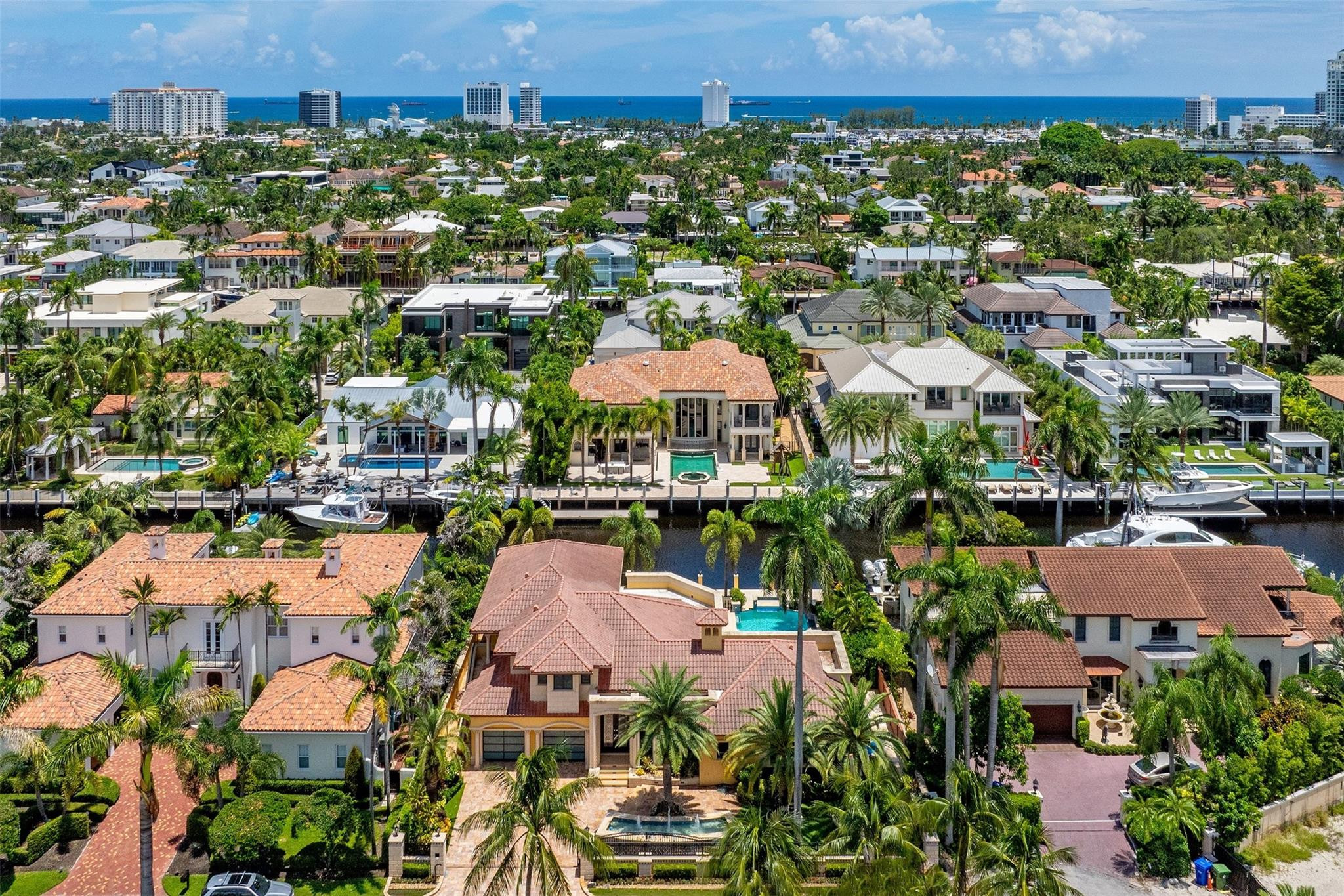 700 Royal Plaza Drive