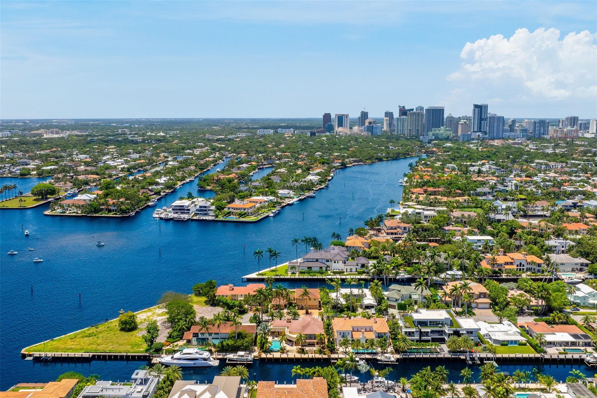 700 Royal Plaza Drive