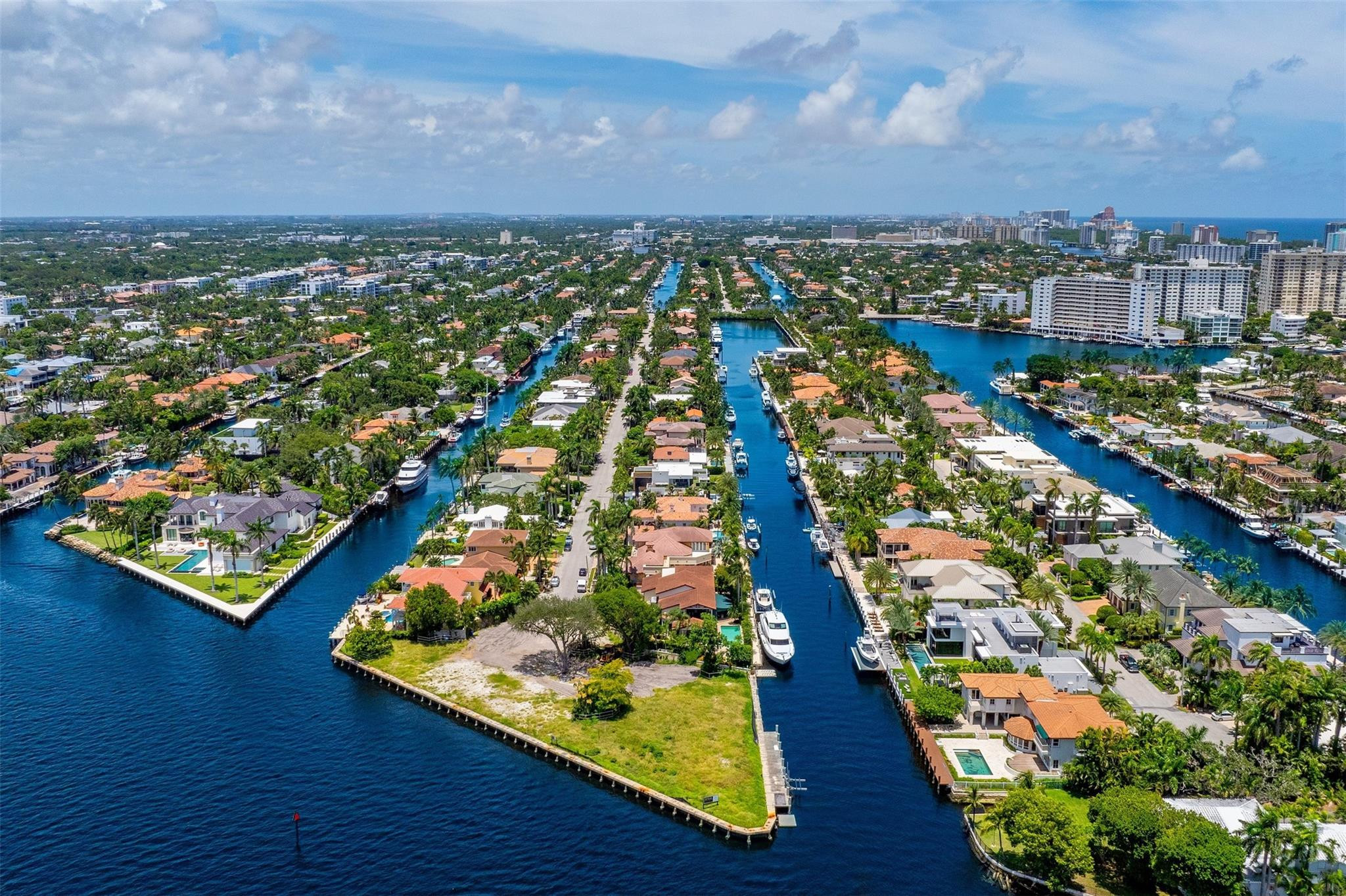 700 Royal Plaza Drive