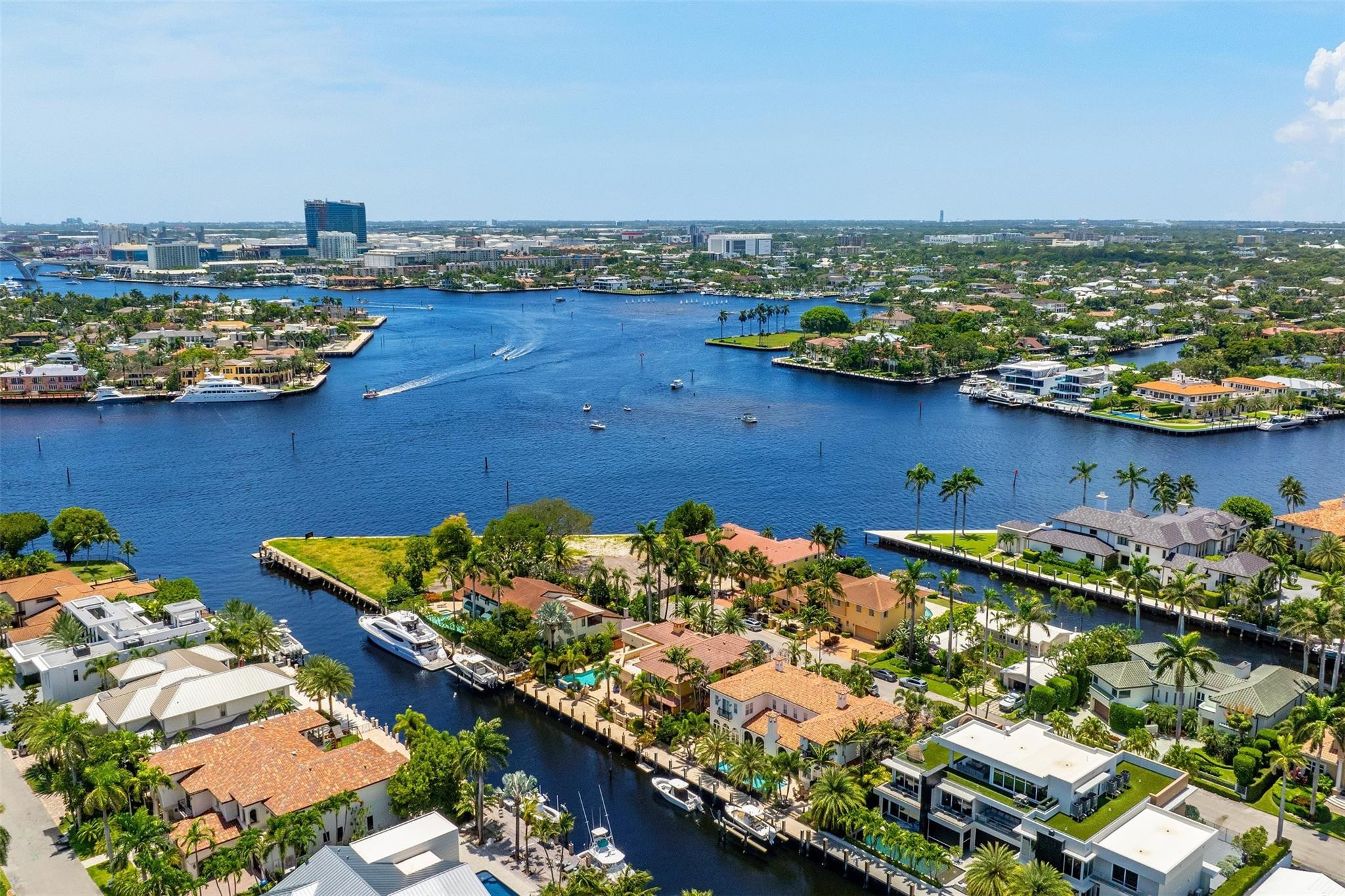 700 Royal Plaza Drive