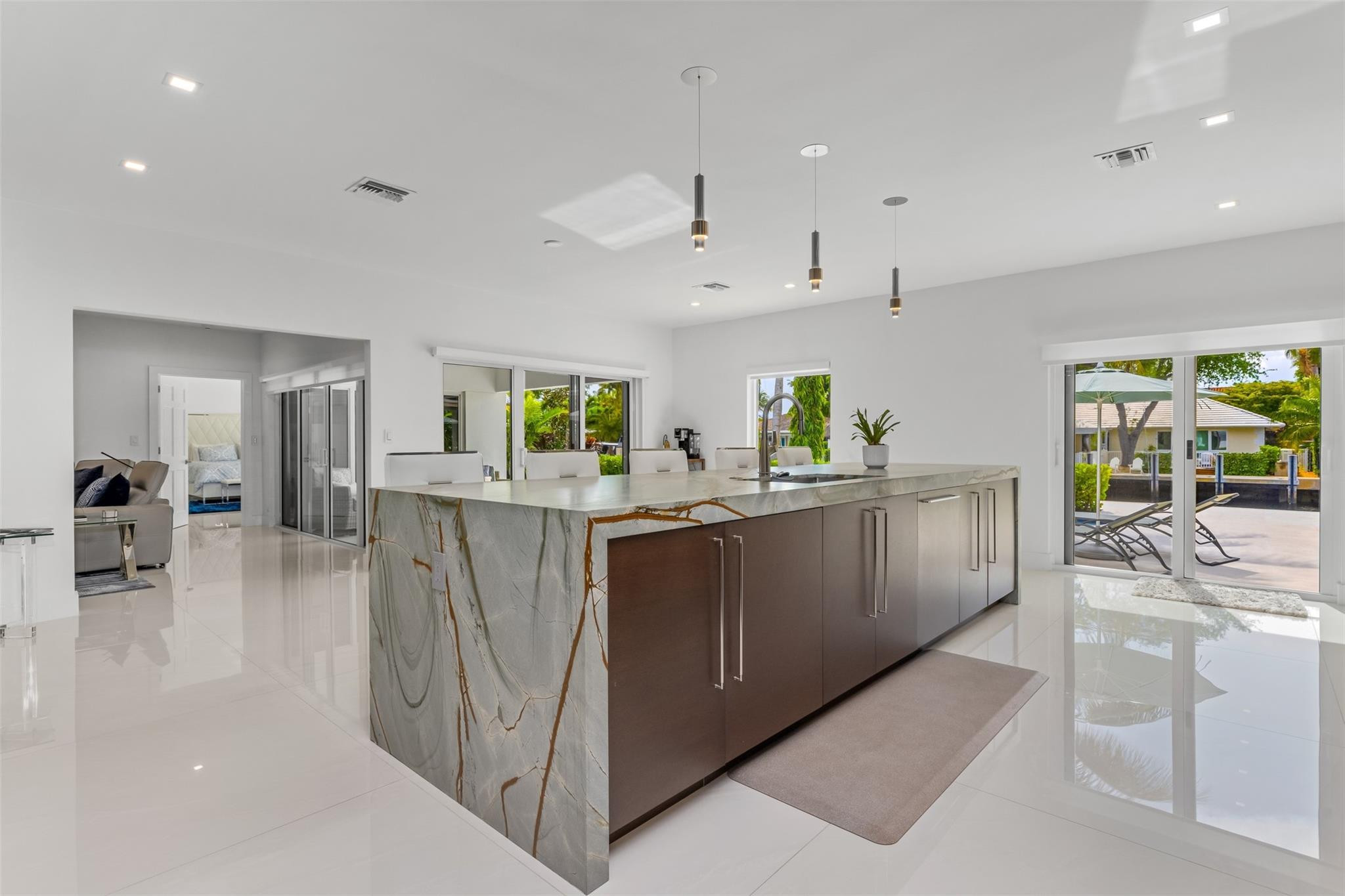 615 3rd Key Drive