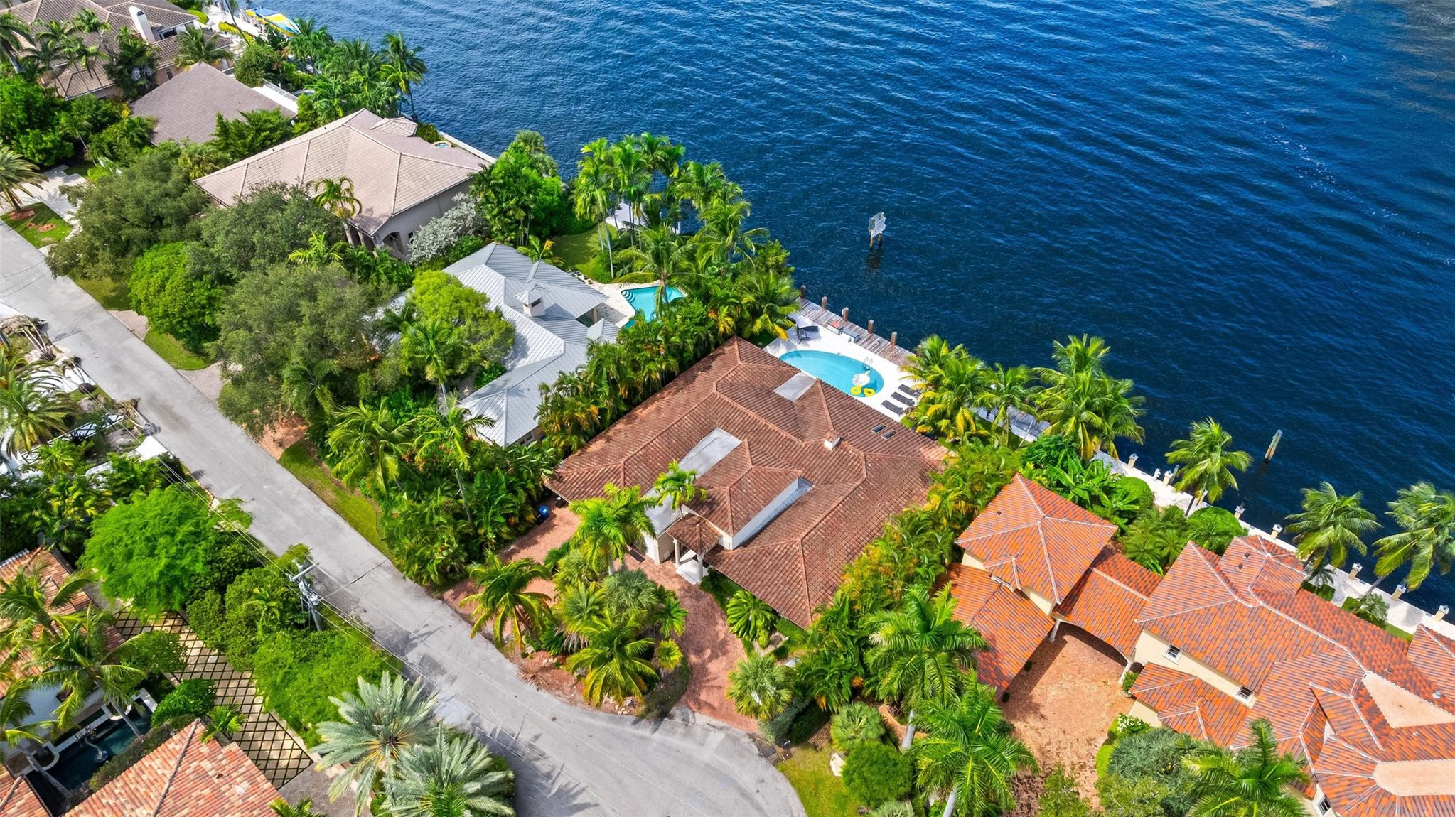 2701 Aqua Vista Boulevard