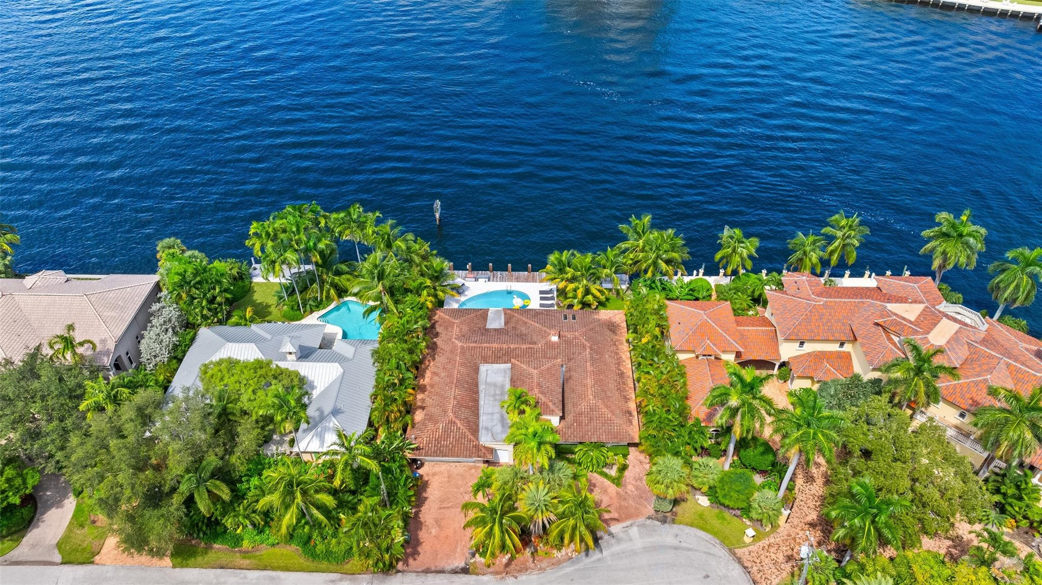 2701 Aqua Vista Boulevard