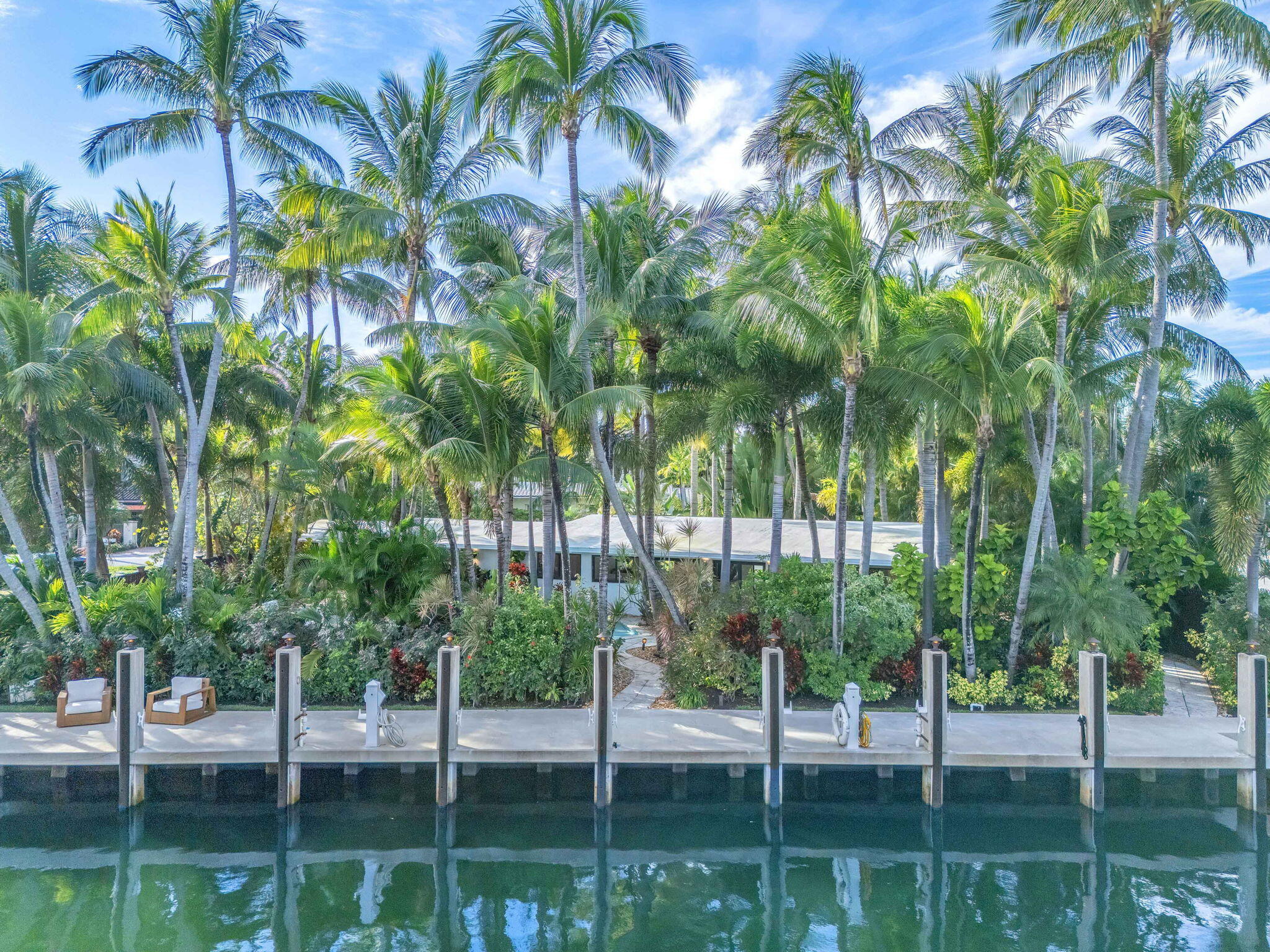 302 Coral Way