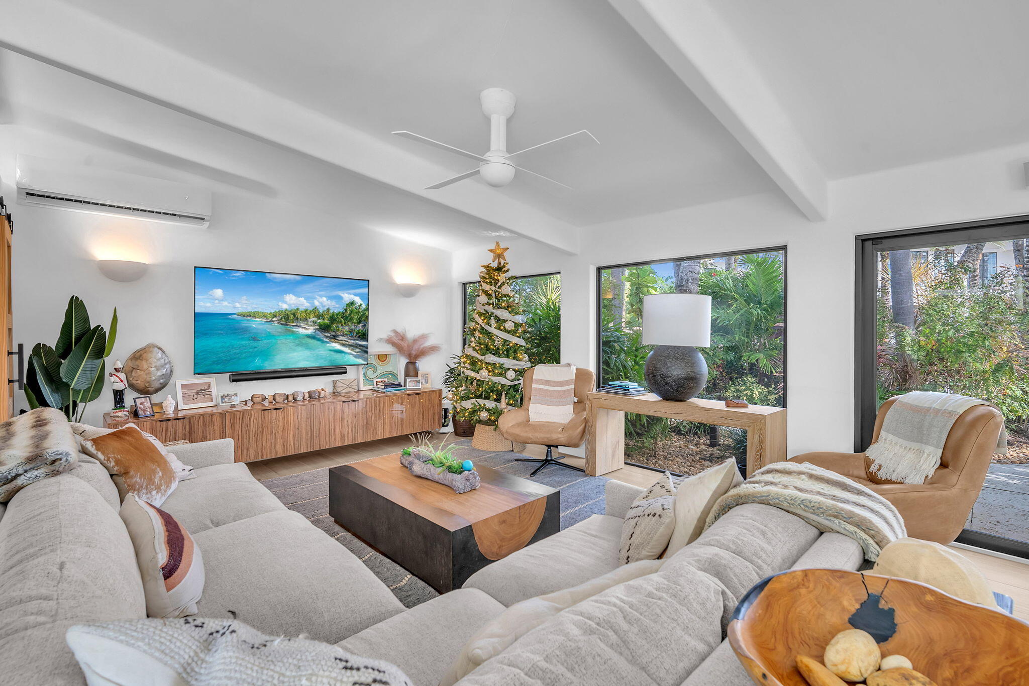 302 Coral Way