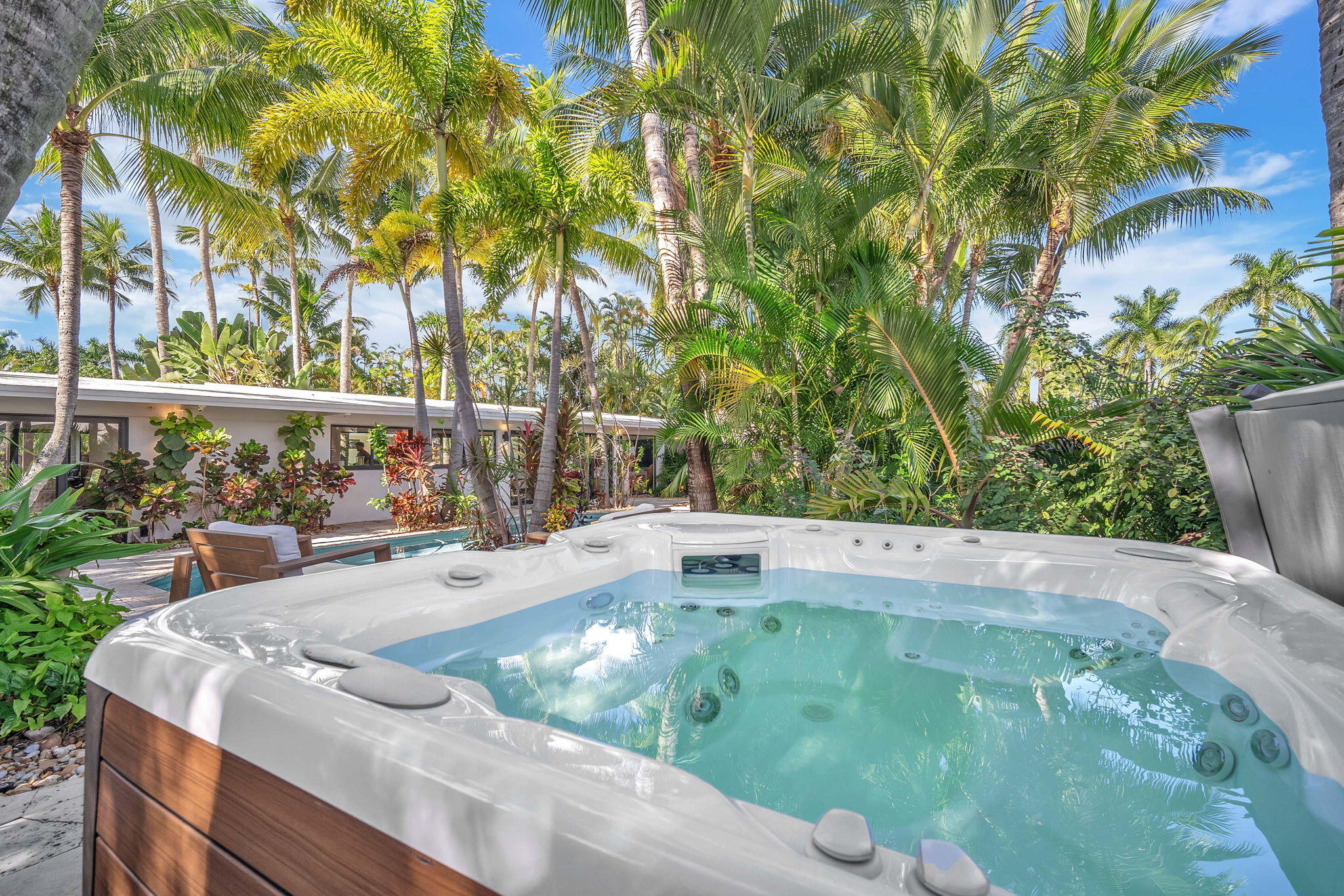 302 Coral Way