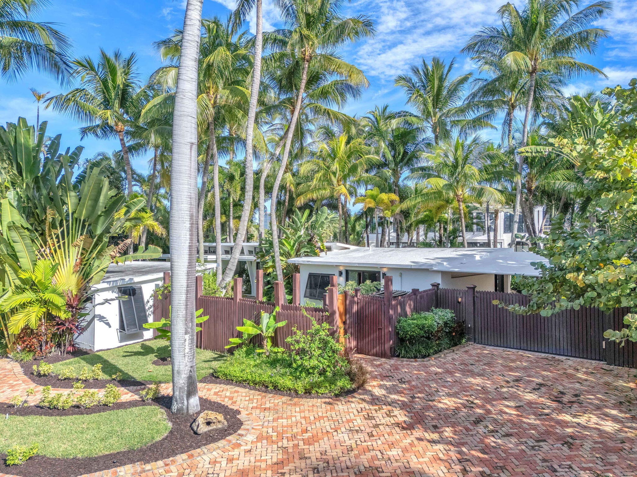 302 Coral Way
