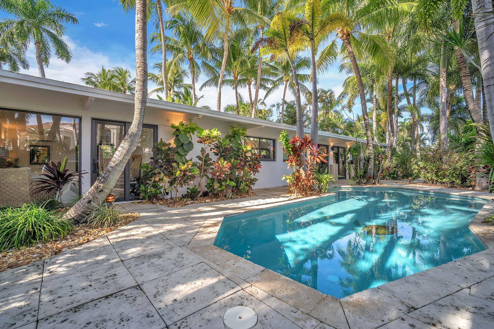 302 Coral Way