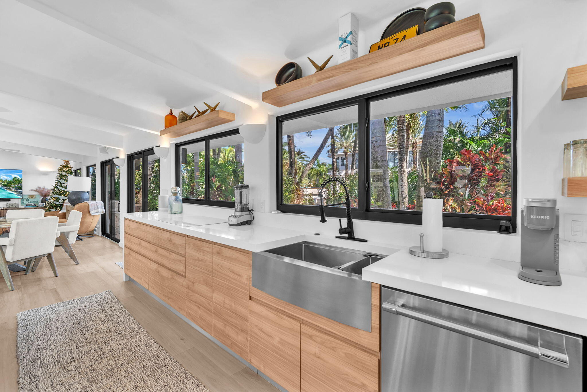 302 Coral Way