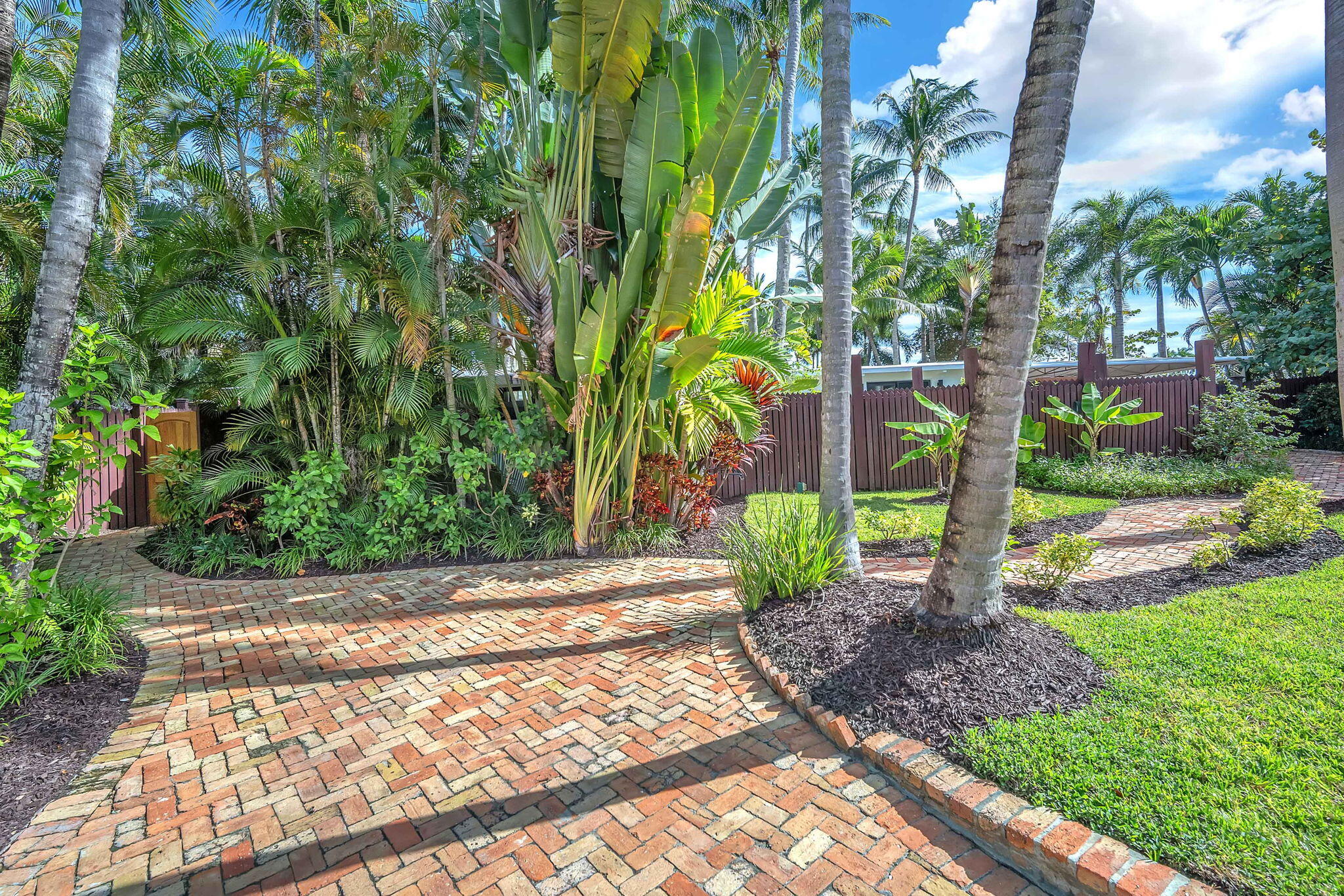 302 Coral Way