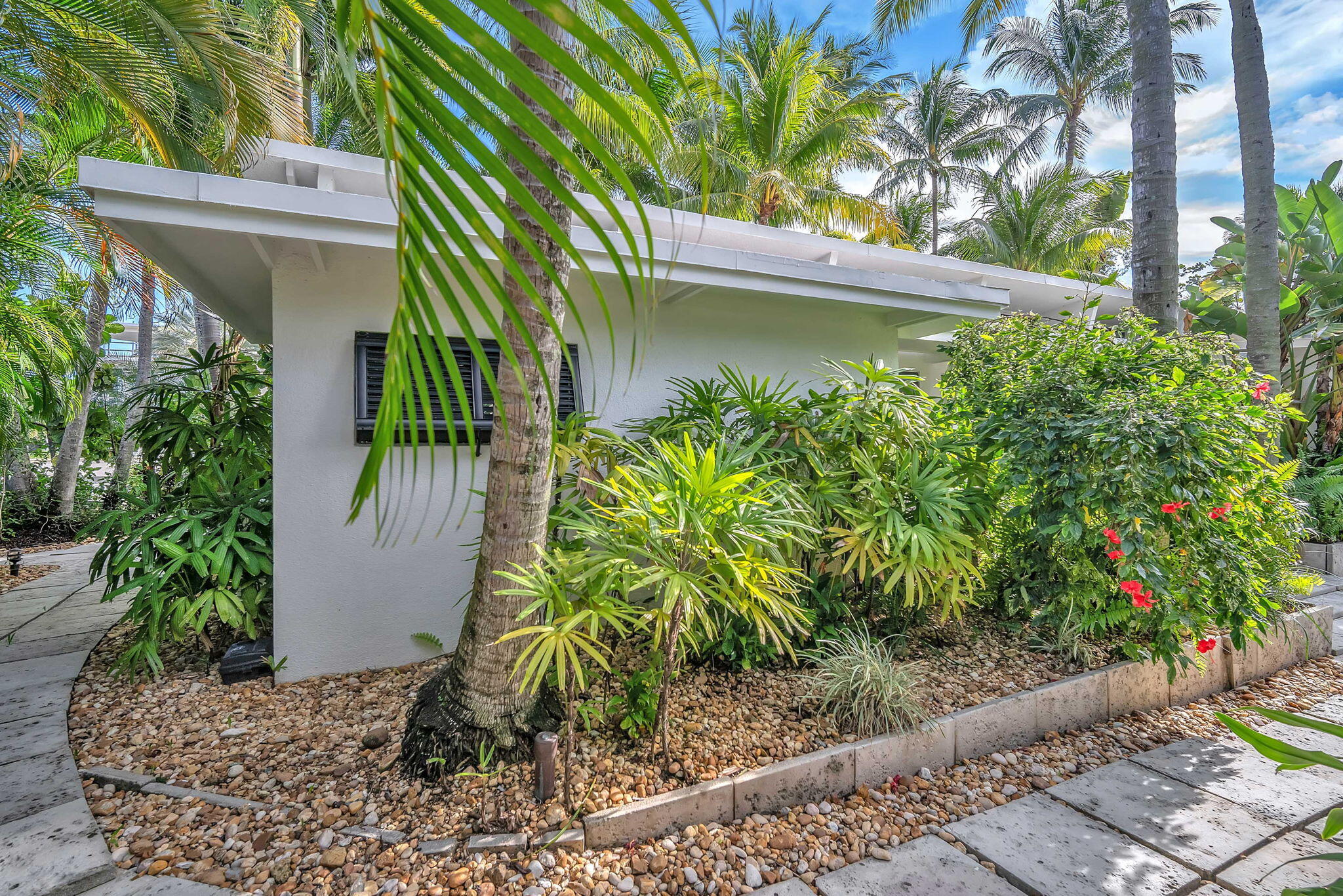 302 Coral Way