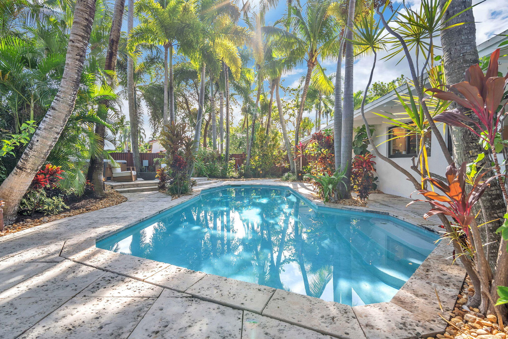 302 Coral Way