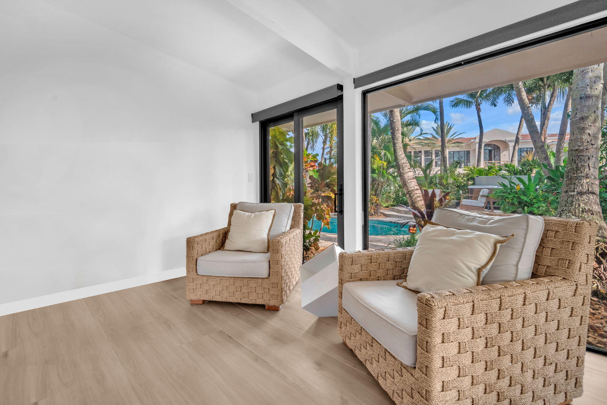 302 Coral Way