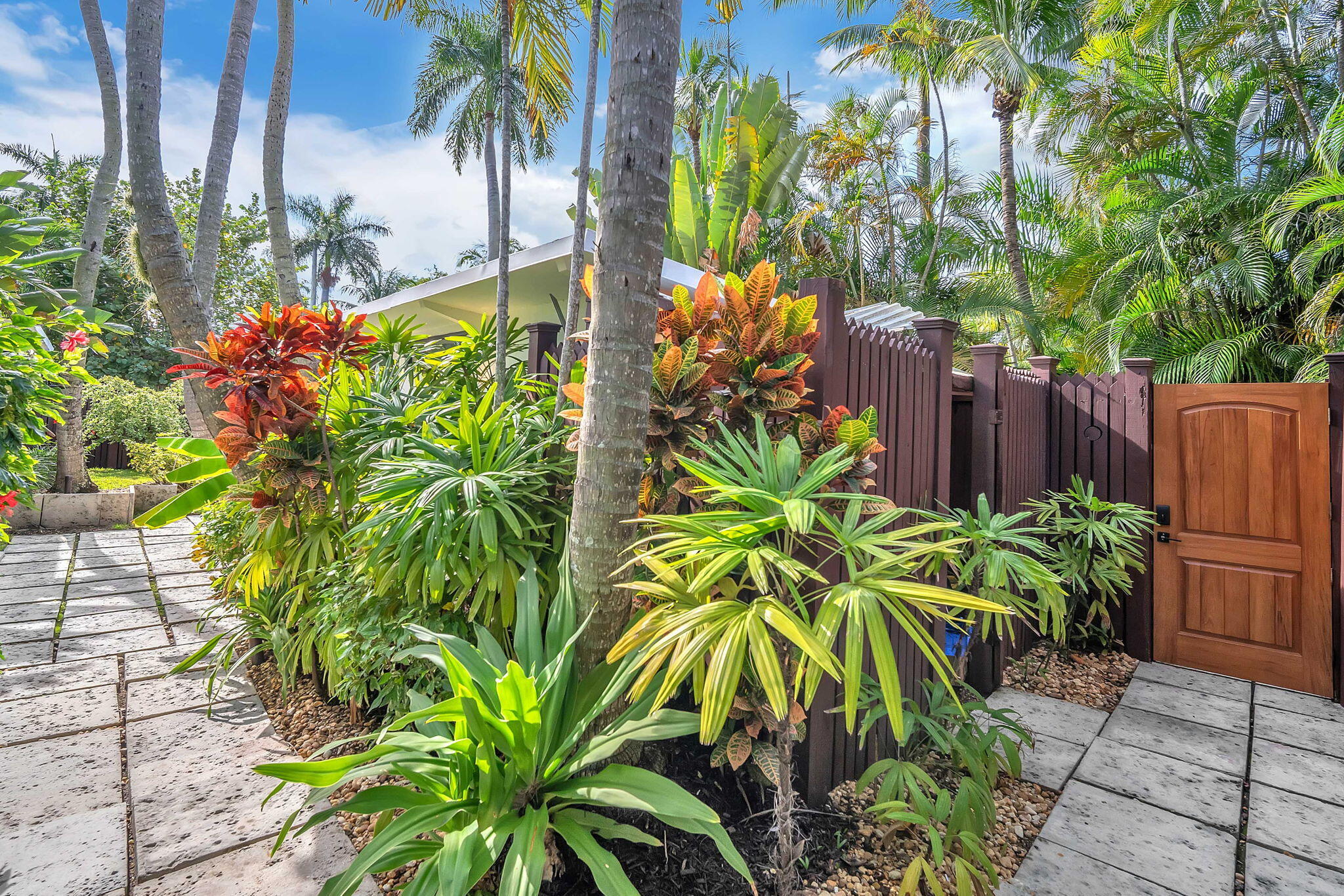 302 Coral Way