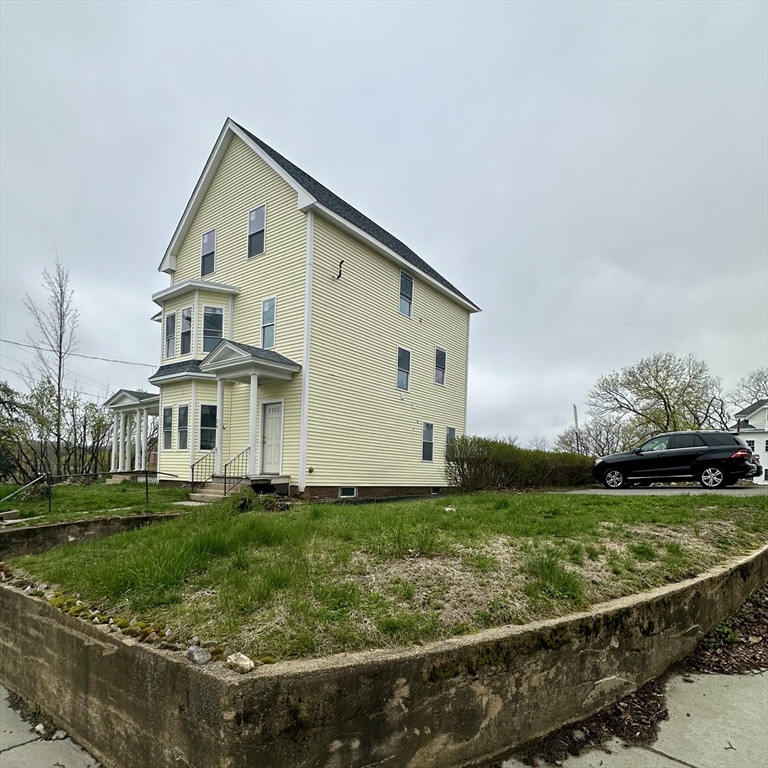 34 Franklin Court # 3