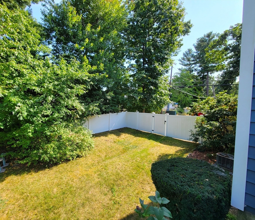 75 Brown St