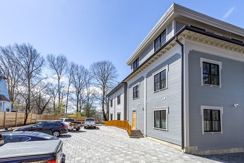 106 Forest Hills Street # 103