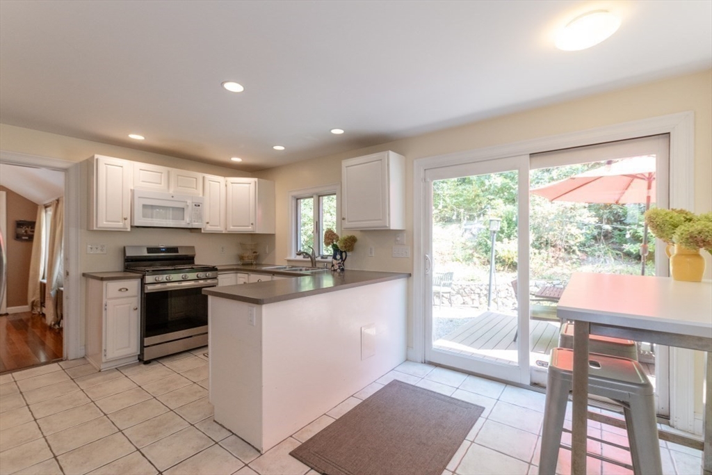298 Maynard Rd