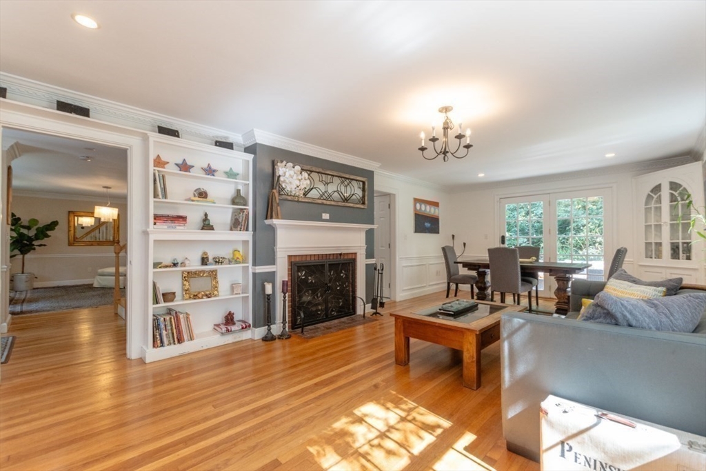 298 Maynard Rd
