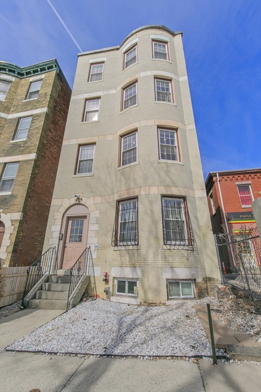 24 Winthrop St # 2
