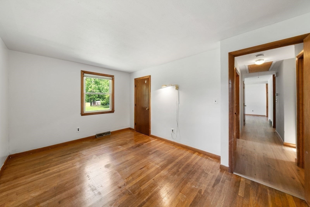 52 Richard Rd