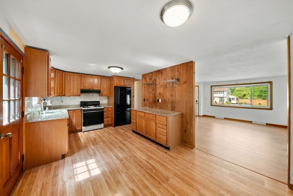 52 Richard Rd