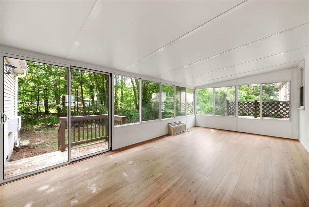 52 Richard Rd