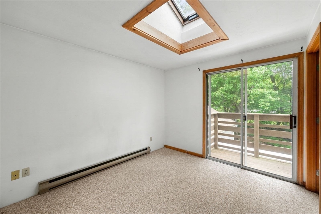 52 Richard Rd
