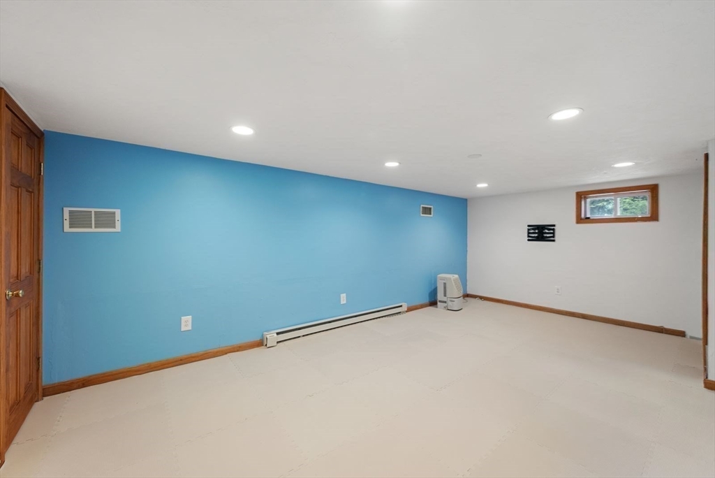52 Richard Rd