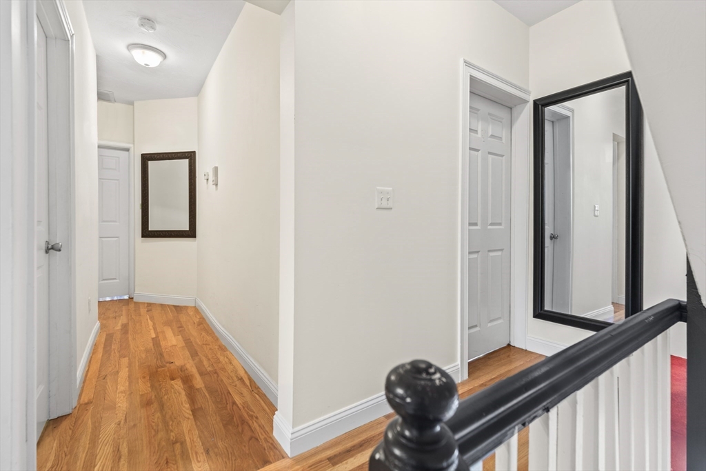 4-6 Marcella St # 2