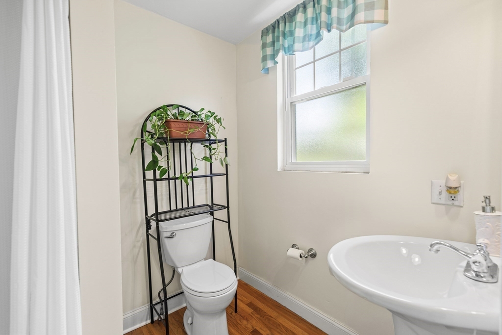 4-6 Marcella St # 2