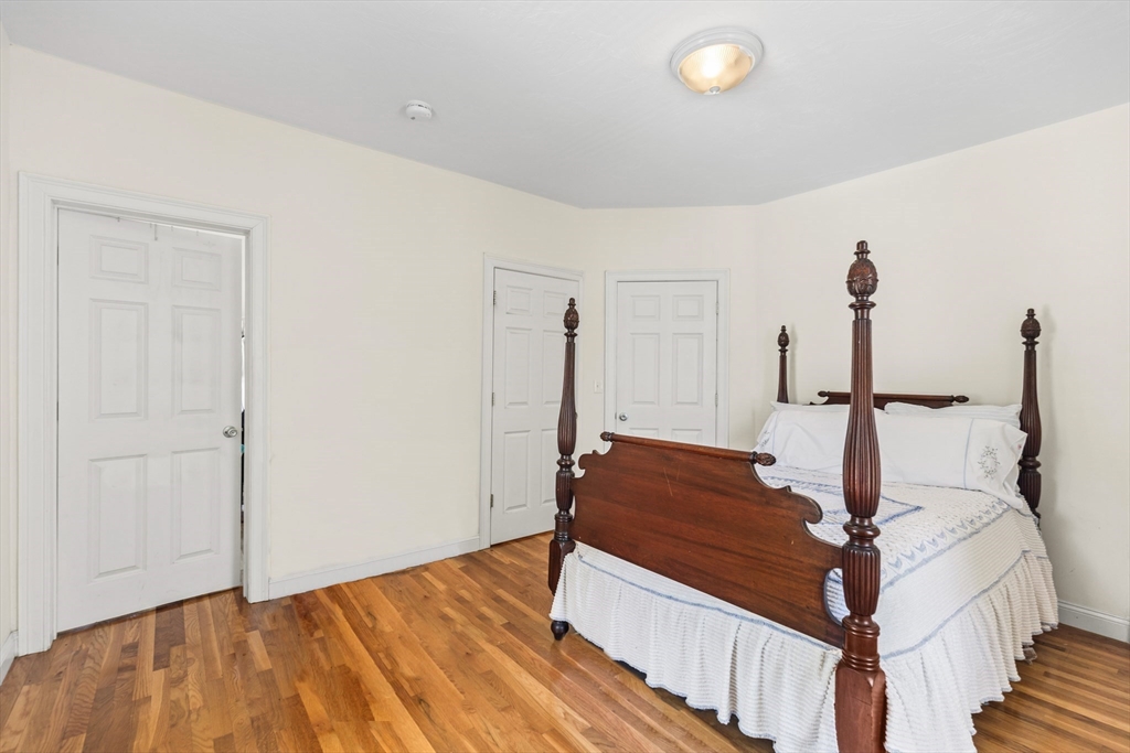 4-6 Marcella St # 2