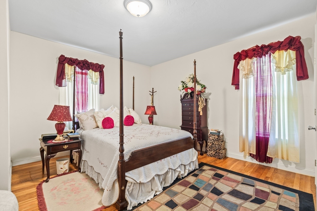 4-6 Marcella St # 2