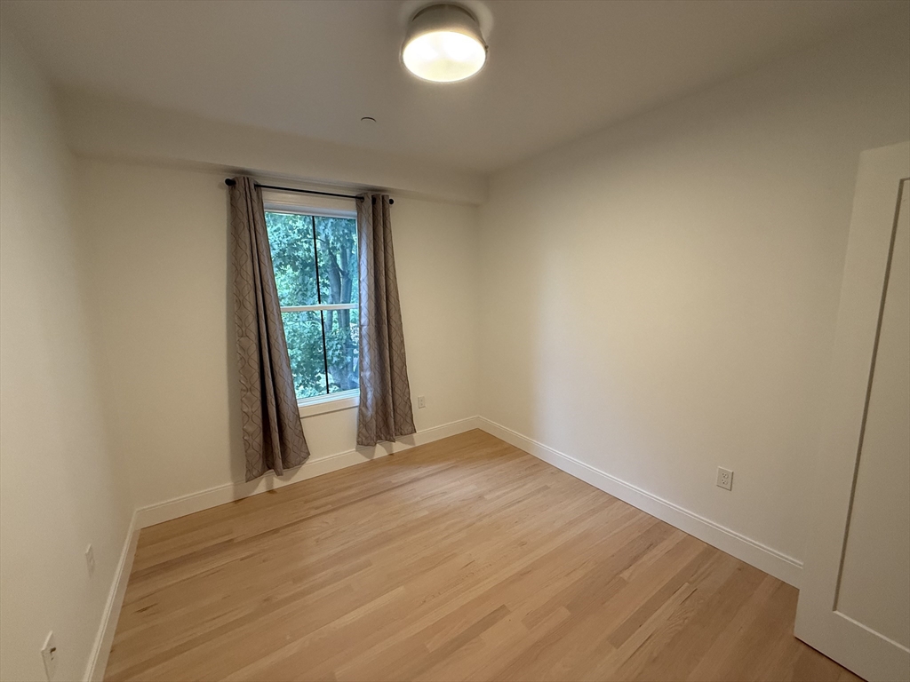 138 Centre St # 3