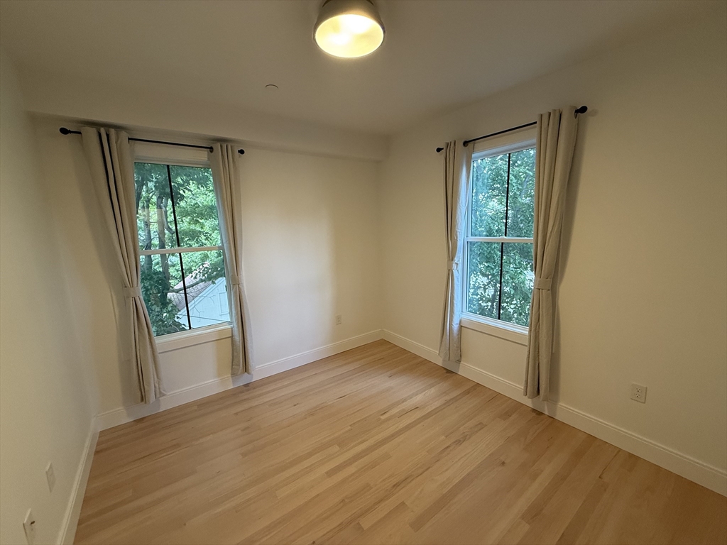 138 Centre St # 3