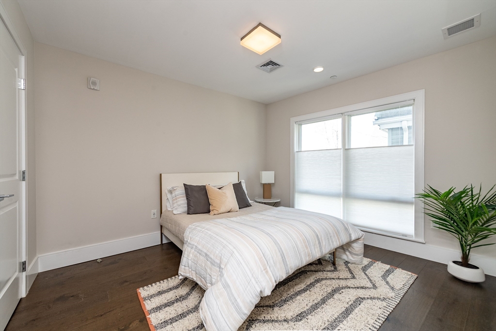 214 Market Street # 201