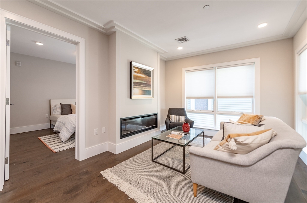 214 Market Street # 201