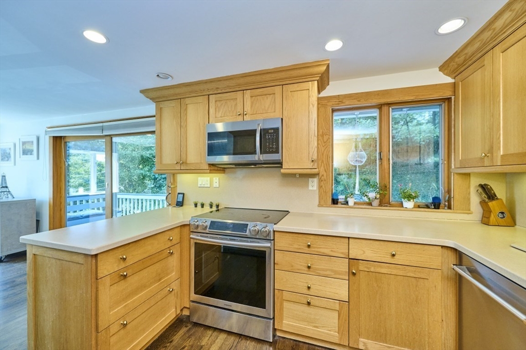 20 Kenrick St