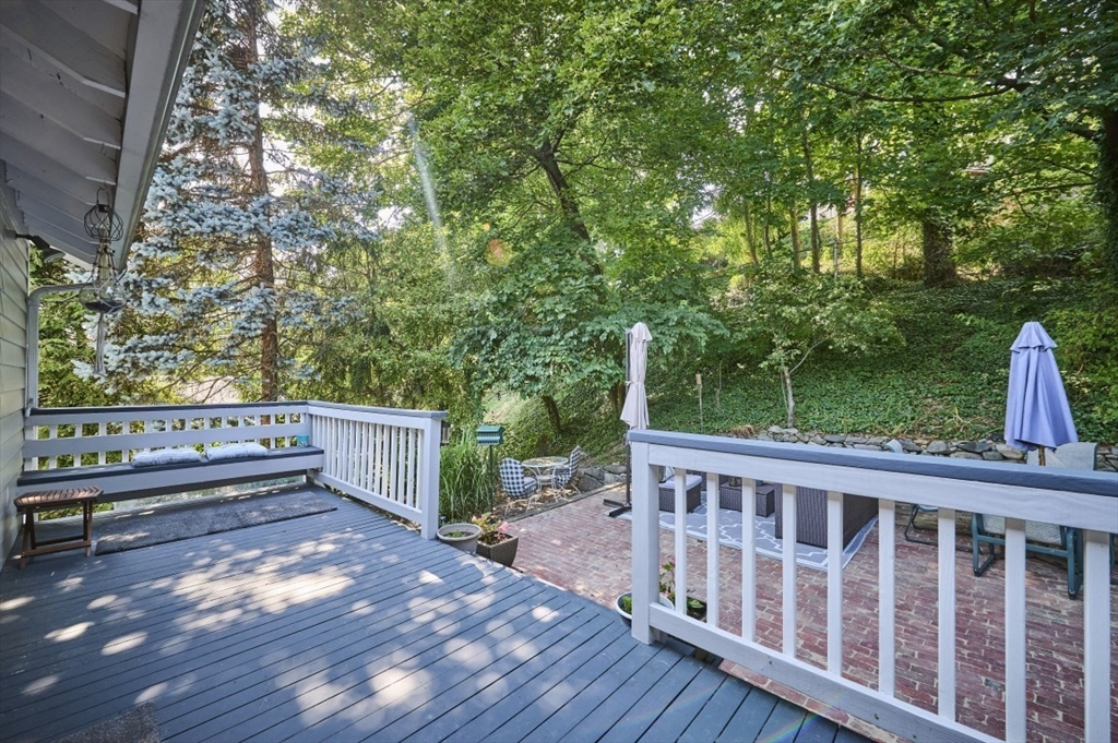 20 Kenrick St