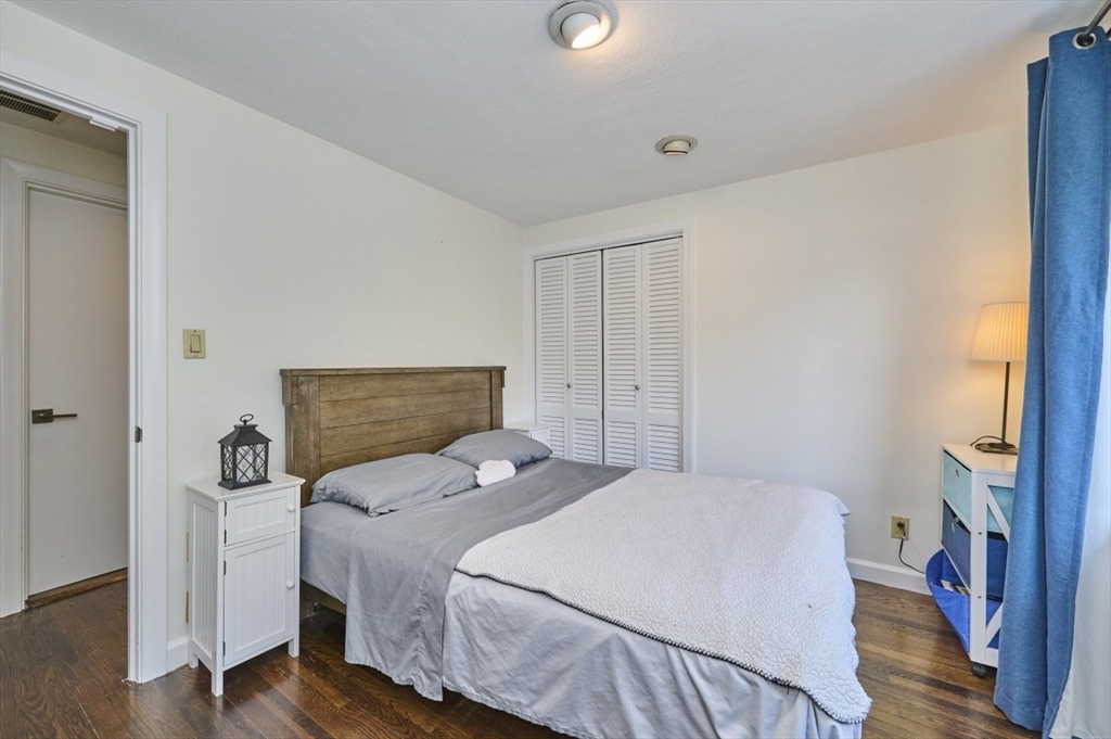 20 Kenrick St