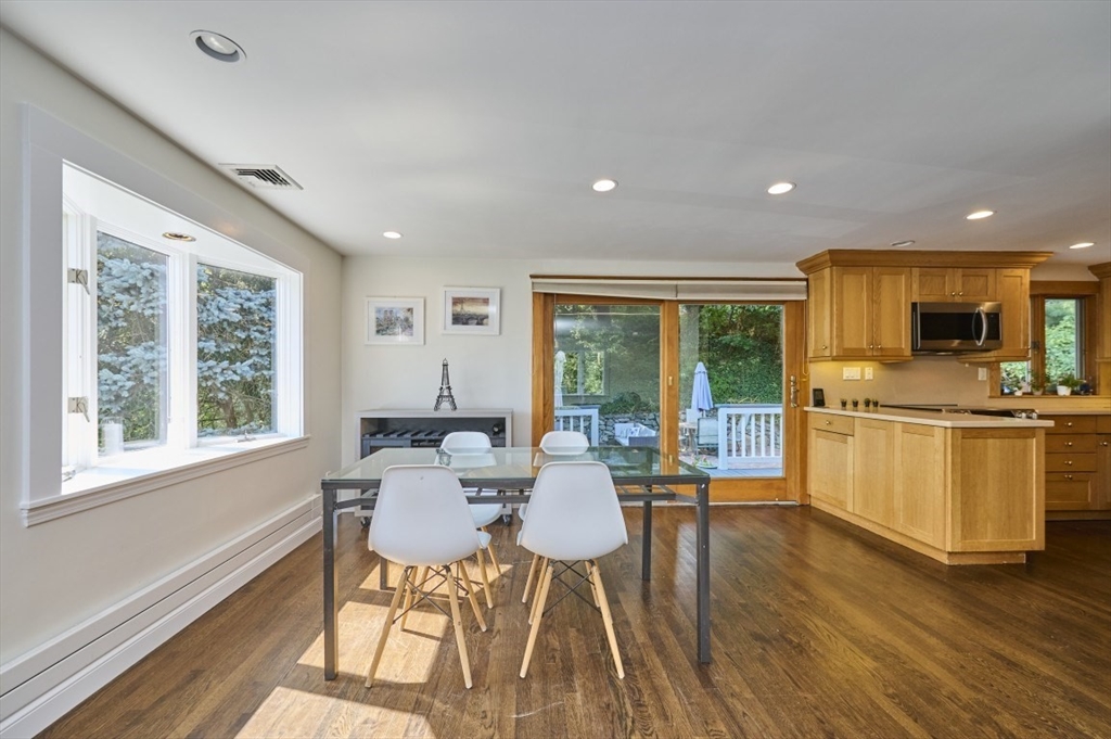 20 Kenrick St
