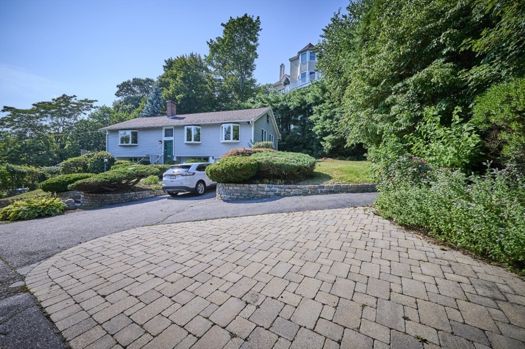 20 Kenrick St